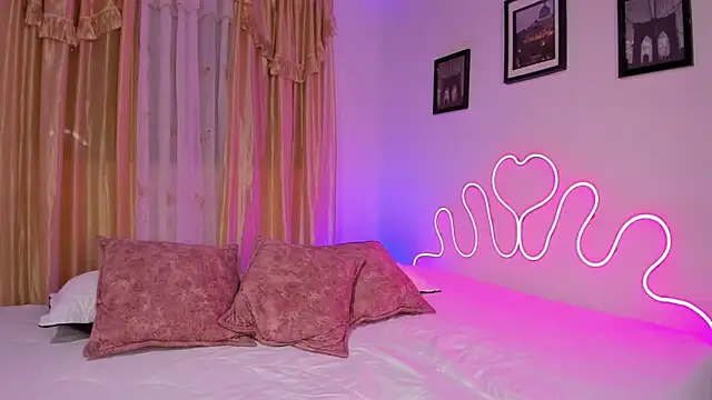 sara ander9107 online show from November 20, 2025, 10:49 am