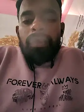 rayhan085 online show from February 26, 2025, 4:19 am