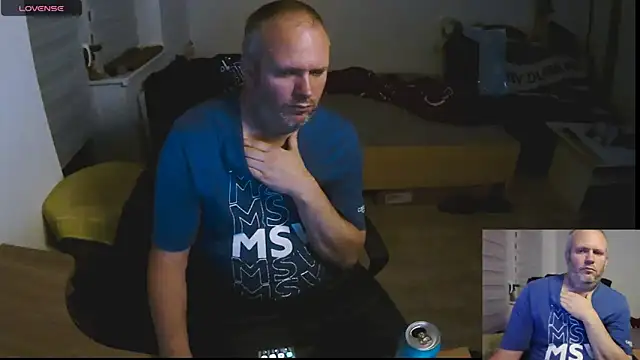 ShyBoy1982 online show from October 10, 2025, 10:10 pm