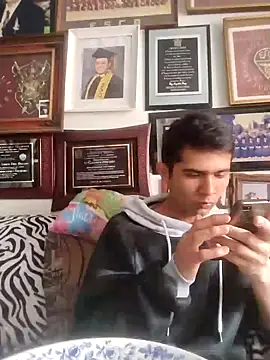 Snapshot of jperezofficial1 chatting on December 12, 2024, 3:05 pm jperezofficial1 online show from December 12, 2024, 3:05 pm