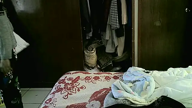 Snapshot of jperezofficial1 chatting on September 9, 2025, 5:33 pm jperezofficial1 online show from September 9, 2025, 5:33 pm