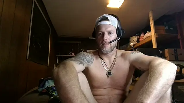 Snapshot of Freakslut007 chatting on August 4, 2026, 7:35 am Freakslut007 online show from August 4, 2026, 7:35 am