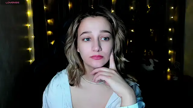 Sinty Noria online show from March 4, 2025, 4:38 am