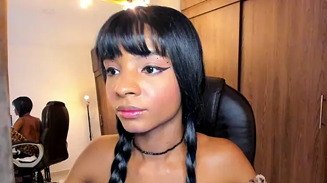 alikahouston4 online show from February 3, 2025, 1:30 am