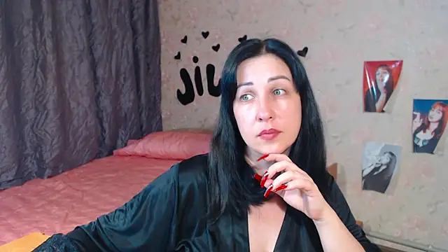 JillStevens online show from October 3, 2025, 4:41 pm