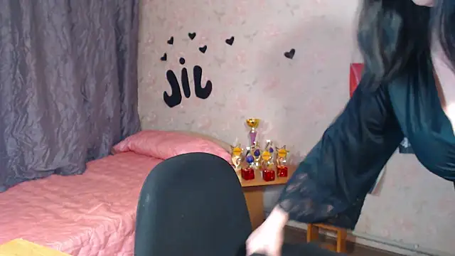 JillStevens online show from October 19, 2025, 3:59 pm