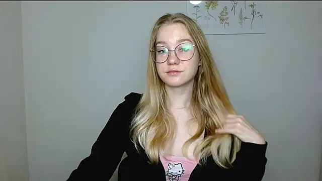 cindi hot online show from November 2, 2025, 9:47 am