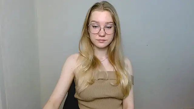 cindi hot online show from January 7, 2026, 10:20 am