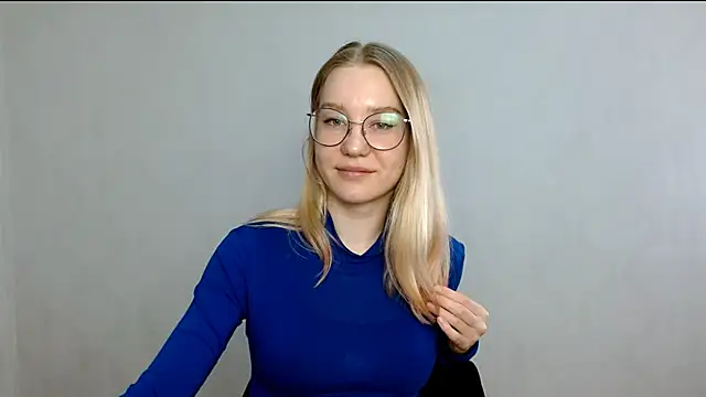 cindi hot online show from February 26, 2025, 10:38 am