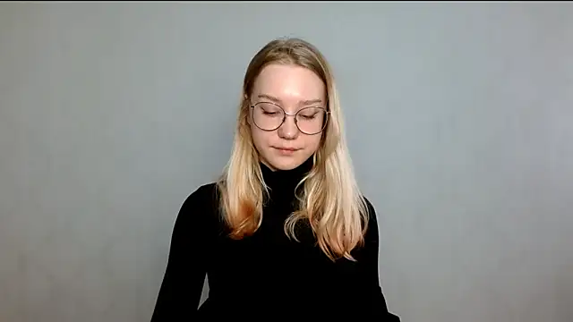 cindi hot online show from March 6, 2025, 11:36 am