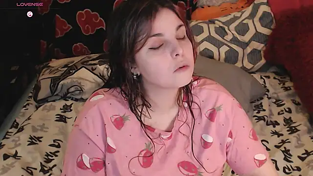 Saya sweet online show from February 15, 2025, 11:14 pm