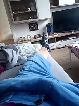 KidoXVII online show from September 30, 2025, 4:02 pm