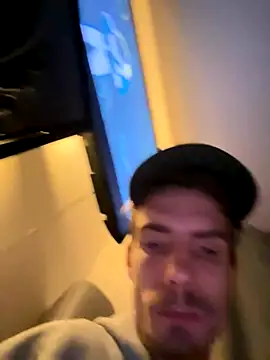 KidoXVII online show from November 29, 2025, 11:16 pm