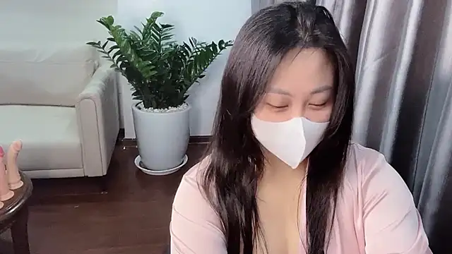 Bamboo Swetie online show from April 23, 2026, 3:57 pm