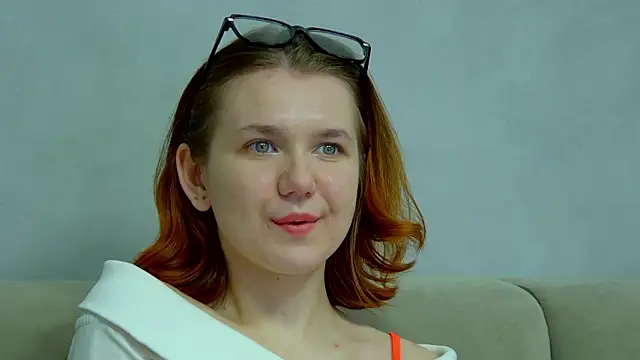 LessySmith online show from March 15, 2026, 4:30 am