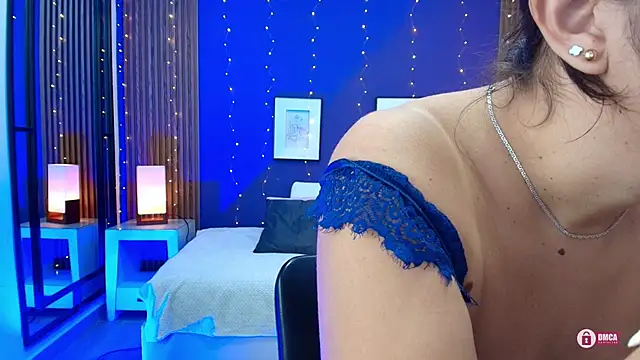 alina martinelli online show from November 1, 2025, 1:49 pm