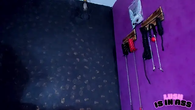 Alexa Slave online show from April 9, 2026, 7:20 pm