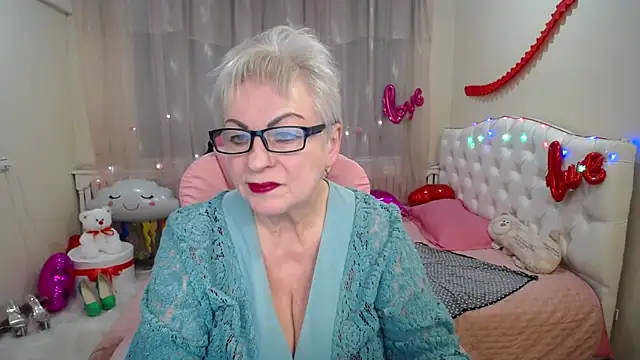 KayleSmoll online show from March 6, 2025, 4:52 am