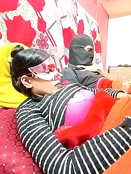 Very-Hot-Couple online show from January 22, 2025, 8:06 pm