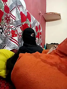 Very-Hot-Couple online show from January 25, 2025, 9:14 pm