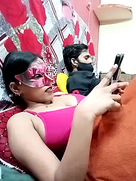 Very-Hot-Couple online show from February 9, 2025, 1:25 pm