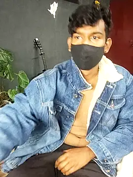 richardjames95 online show from November 18, 2025, 6:00 pm