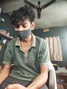 richardjames95 online show from April 22, 2026, 6:58 pm