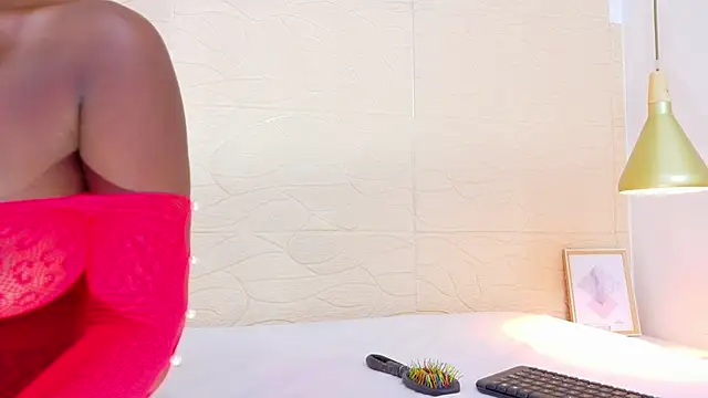 Shamiraa moore online show from March 4, 2025, 7:43 pm