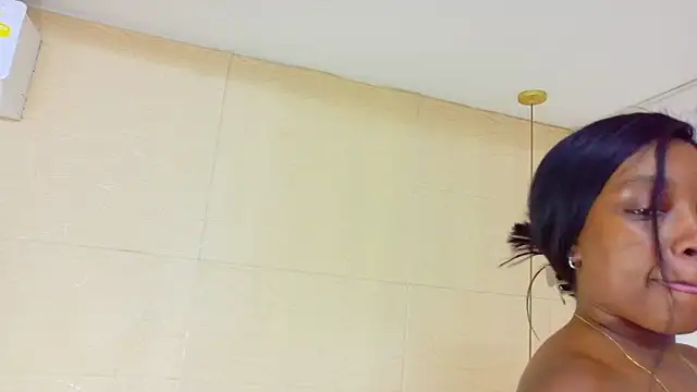 Shamiraa moore online show from December 2, 2025, 8:54 pm