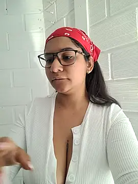 Sofythom1 online show from March 9, 2025, 9:14 pm