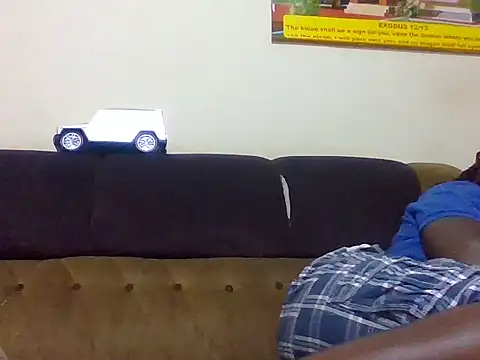 crazy baby00 online show from November 13, 2025, 5:28 pm