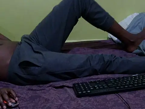 QUEEN-LIZ online show from September 27, 2025, 3:23 am