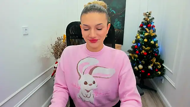 SelenaeMoore online show from December 5, 2025, 3:27 am