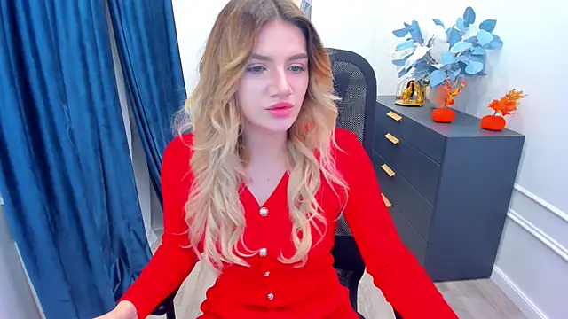 SelenaeMoore online show from October 17, 2025, 3:32 am