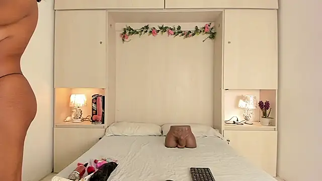 KendallRosse1 online show from February 24, 2026, 12:39 pm