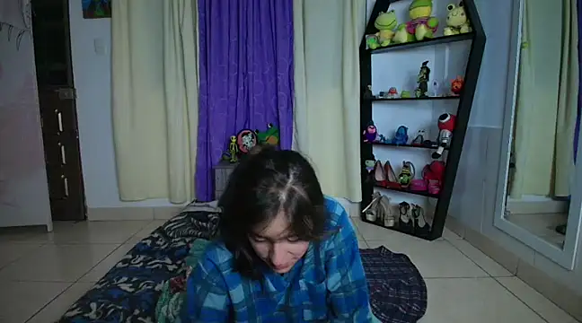 Violeta Arnau online show from February 12, 2025, 5:15 am