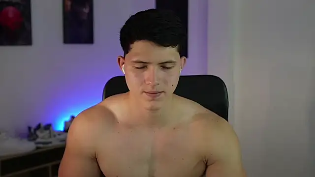 Hazzan Velez online show from September 27, 2025, 5:02 am