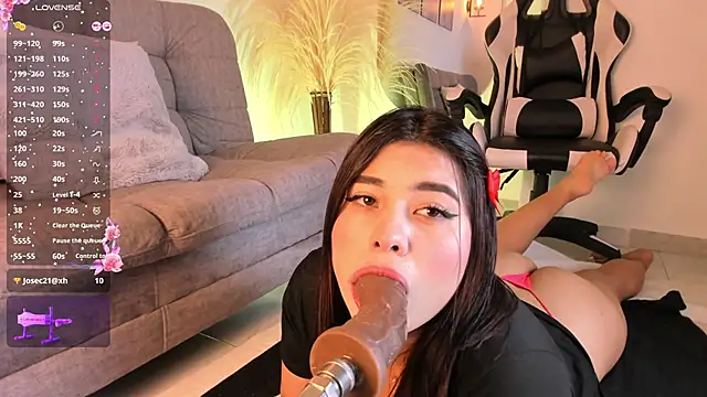 Danna adams01 online show from March 22, 2025, 3:41 am