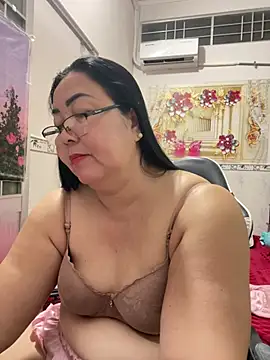 Snapshot of NDith chatting on May 28, 2026, 2:45 pm NDith online show from May 28, 2026, 2:45 pm
