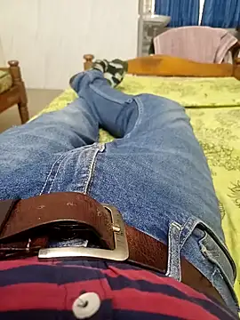 littlehornysons online show from February 7, 2025, 12:06 pm