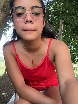 Snapshot of NAUGHTY_LITTLE_18 chatting on March 4, 2026, 9:22 pm NAUGHTY LITTLE 18 online show from March 4, 2026, 9:22 pm