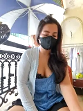 lyna bl online show from December 16, 2025, 2:27 am