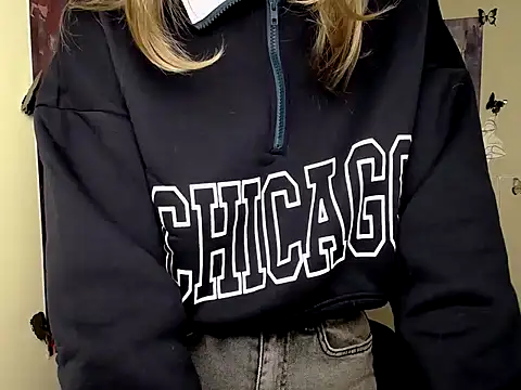 StrangerGi online show from September 28, 2025, 6:09 am