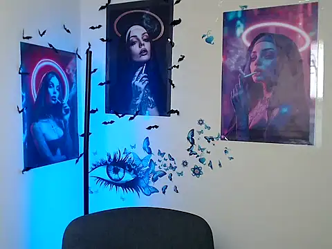 StrangerGi online show from October 10, 2025, 5:14 pm