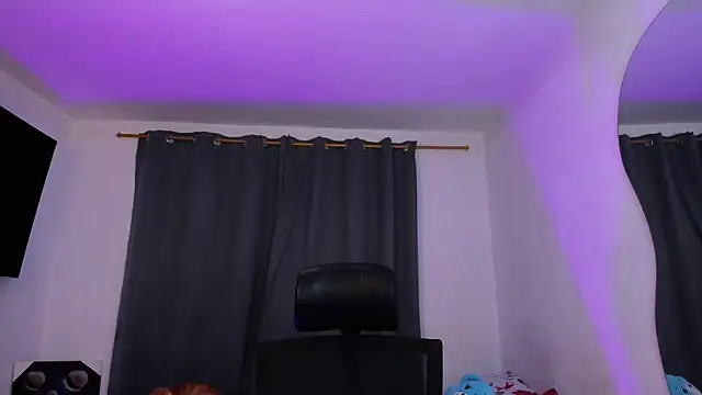 Snapshot of Abby_Parker1 chatting on October 1, 2025, 1:55 am Abby Parker1 online show from October 1, 2025, 1:55 am