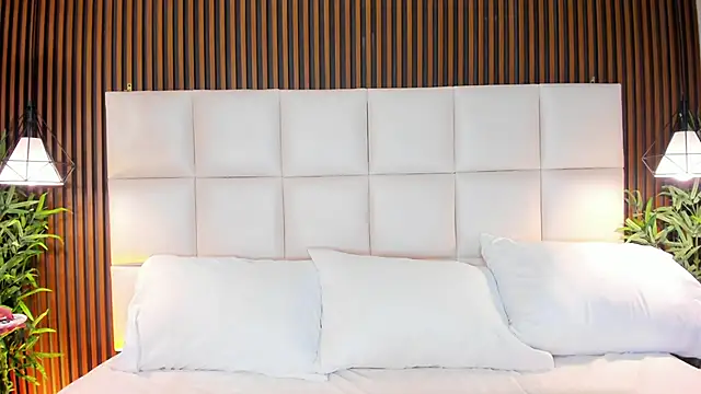 CailynBrowm online show from December 20, 2025, 4:15 am