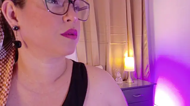Snapshot of talivega chatting on May 4, 2026, 6:55 pm talivega online show from May 4, 2026, 6:55 pm