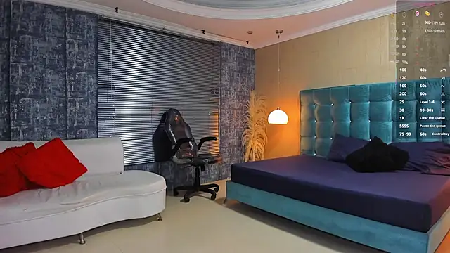 MelanieRioss online show from January 11, 2026, 1:29 pm