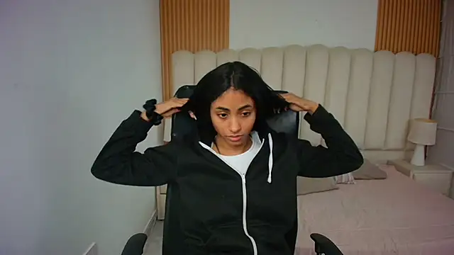 shaneelle online show from February 27, 2026, 3:07 am