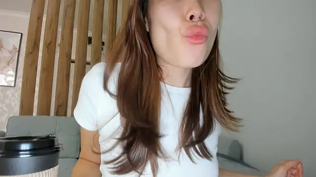 Yukisans online show from October 2, 2025, 6:50 am